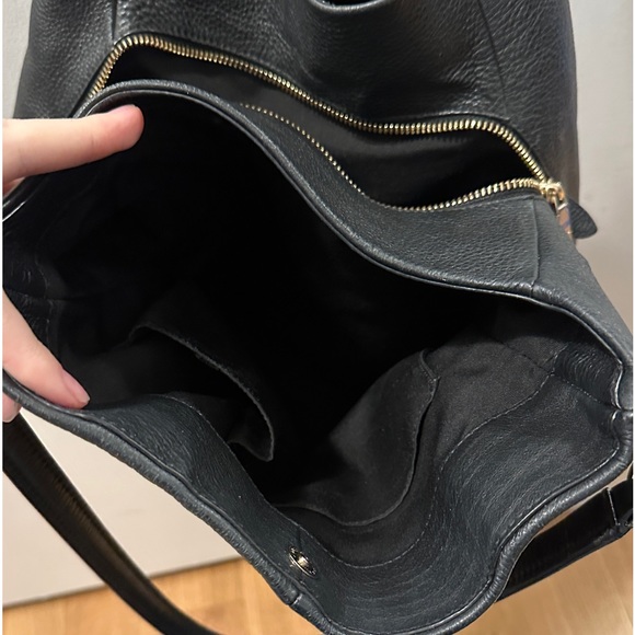 Vintage Coach Black Leather Shoulder Bag - Picture 4 of 6